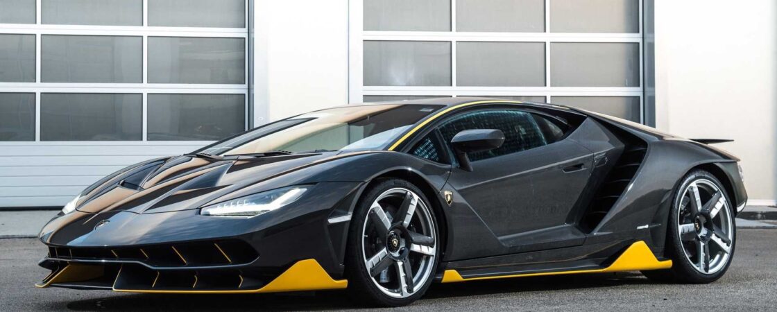 how much does lamborghini cost