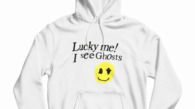 Lucky Me I See Ghosts T-shir